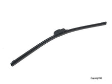 Load image into Gallery viewer, Windshield Wiper Blade, Front Right - Bosch Icon 20A