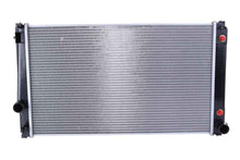 Load image into Gallery viewer, Radiator - Nissens 646843
