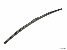 Load image into Gallery viewer, Hybrid Windshield Wiper Blade - Denso Designer 160-3128