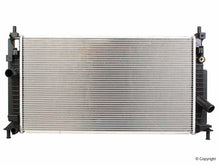 Load image into Gallery viewer, Radiator - Denso 221-3508