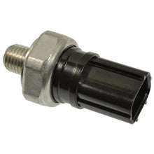 Load image into Gallery viewer, Engine Oil Pressure Switch - Standard Ign Parts PS677