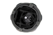 Load image into Gallery viewer, Oil Pressure Switch - Vemo V95-73-0004